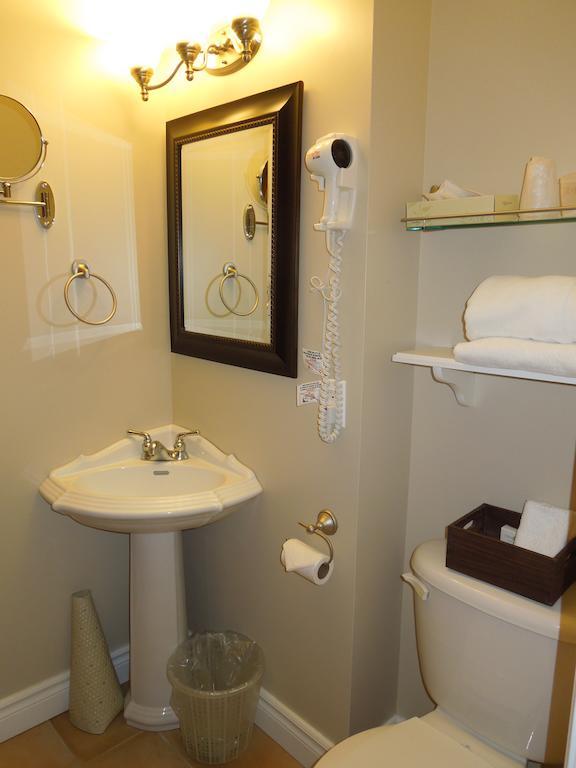 Motel Derfal Repentigny Ngoại thất bức ảnh
