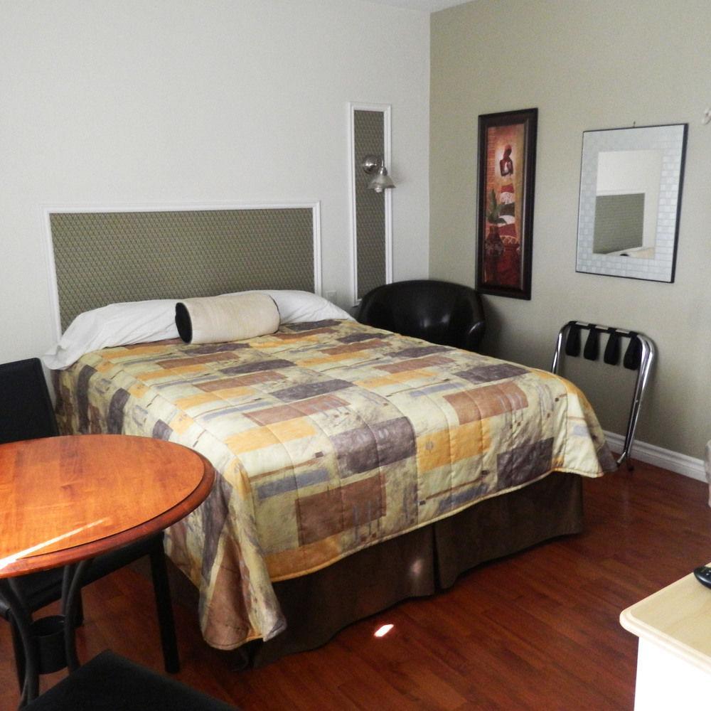 Motel Derfal Repentigny Ngoại thất bức ảnh