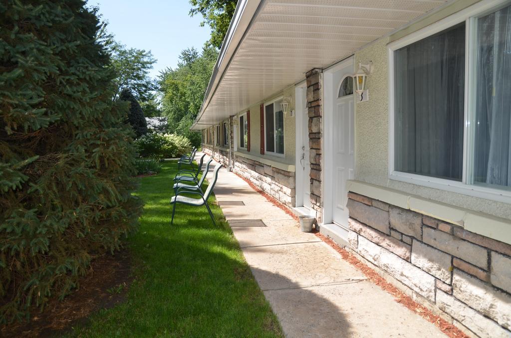 Motel Derfal Repentigny Ngoại thất bức ảnh