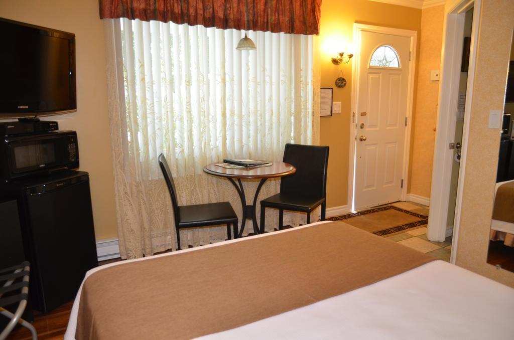 Motel Derfal Repentigny Ngoại thất bức ảnh