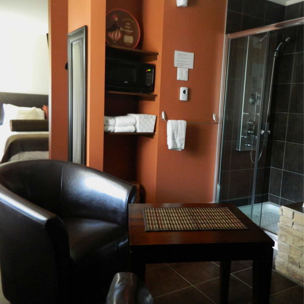 Motel Derfal Repentigny Ngoại thất bức ảnh