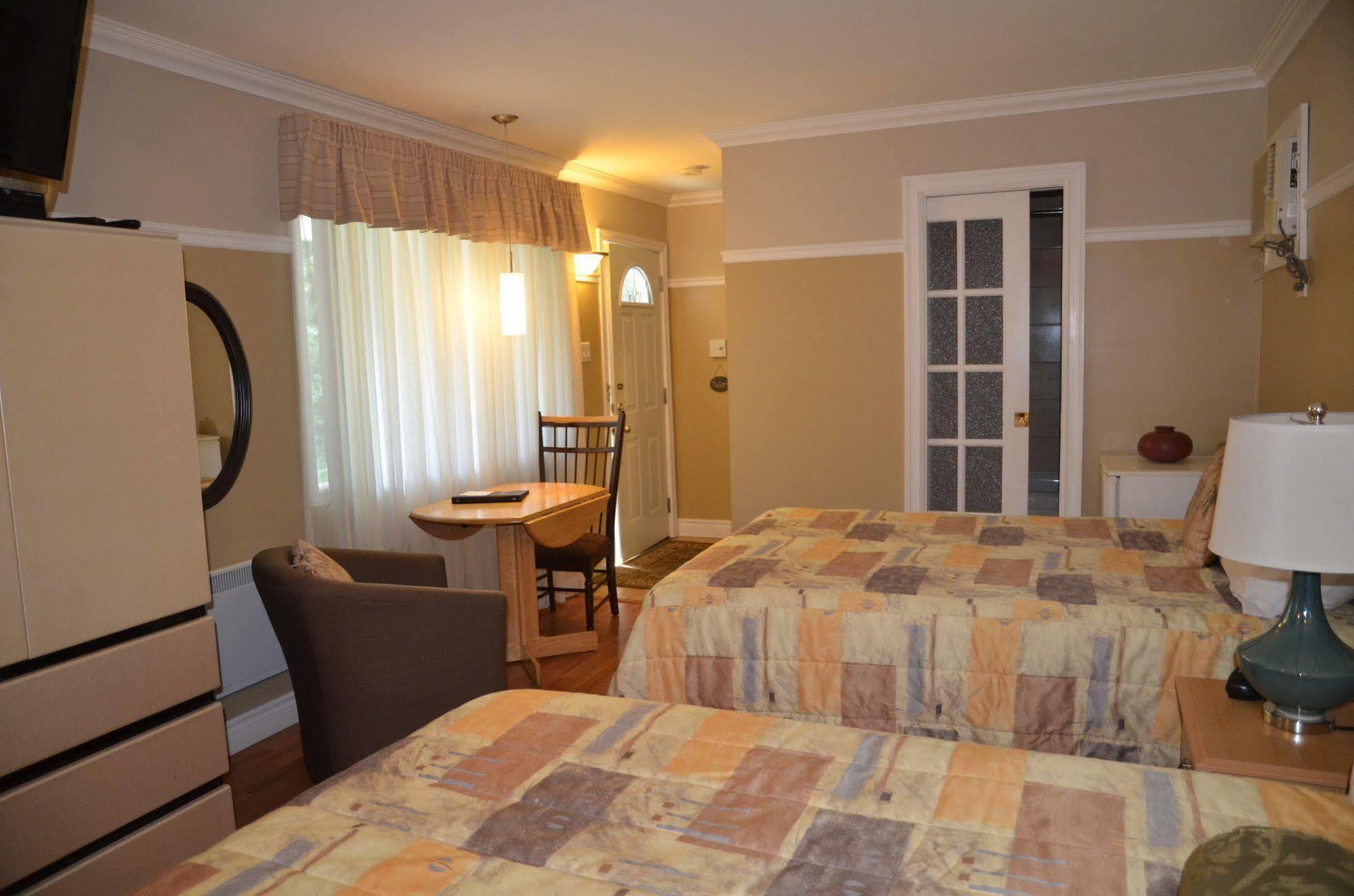 Motel Derfal Repentigny Ngoại thất bức ảnh