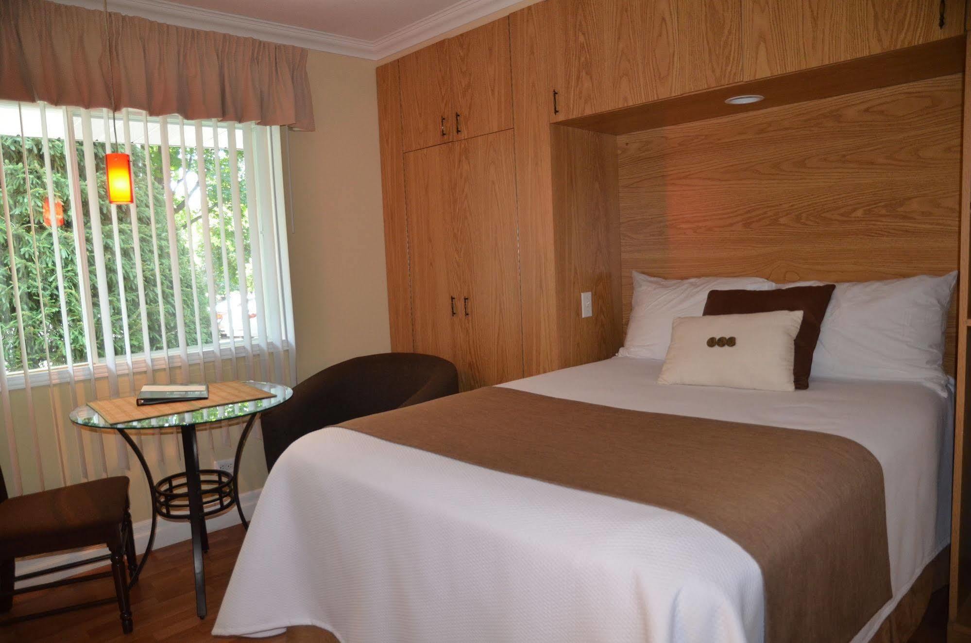 Motel Derfal Repentigny Ngoại thất bức ảnh