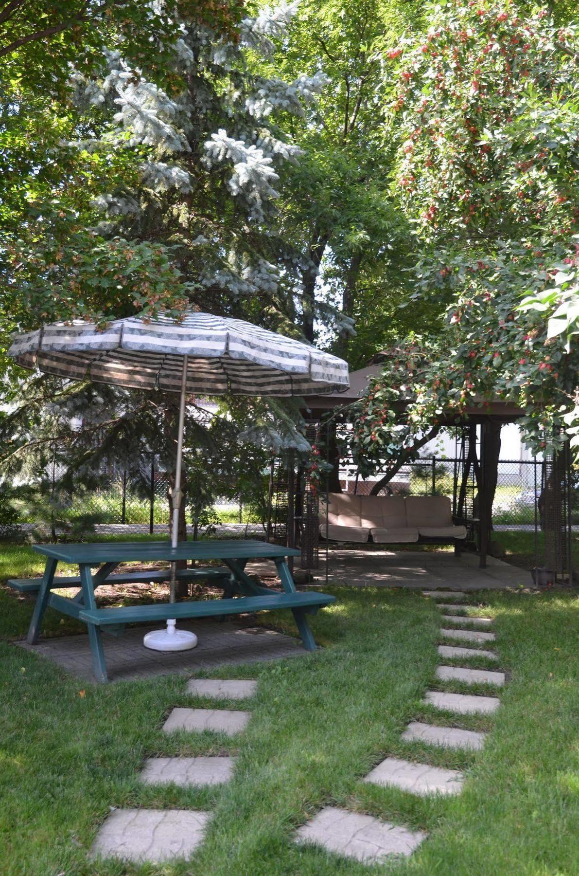 Motel Derfal Repentigny Ngoại thất bức ảnh
